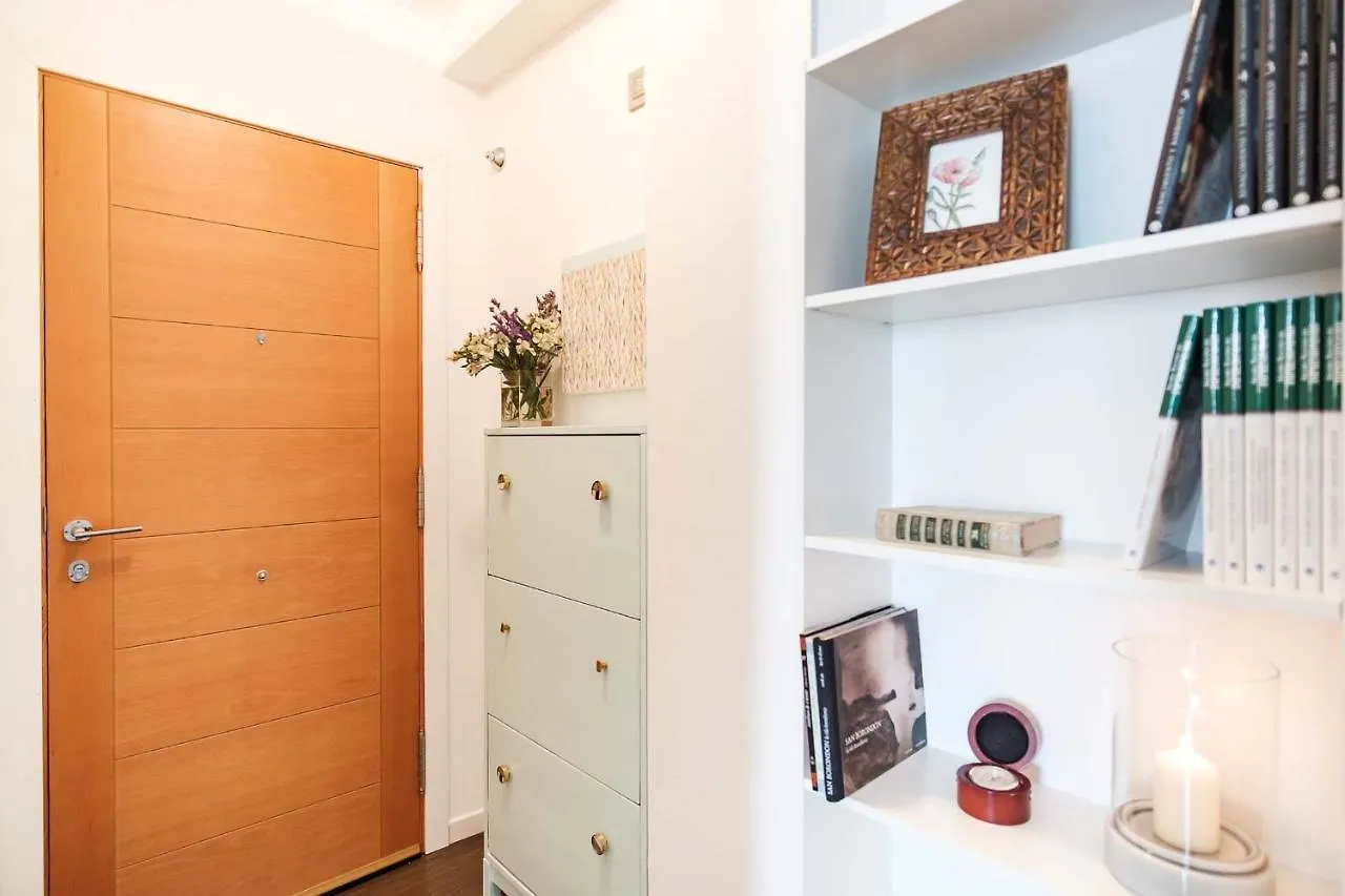 Stylish And Chic City Center Apartment With Wifi La Laguna  España